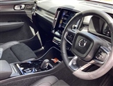 Volvo XC40 Image 2