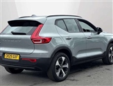 Volvo XC40 Image 2