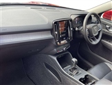 Volvo XC40 Image 2