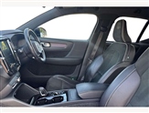 Volvo XC40 Image 2