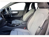 Volvo XC40 Image 2