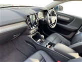 Volvo XC40 Image 2
