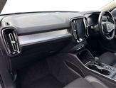 Volvo XC40 Image 2