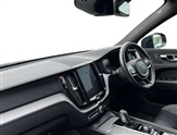 Volvo XC60 Image 2