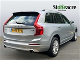 Volvo XC90 Image 2