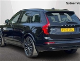 Volvo XC90 Image 2